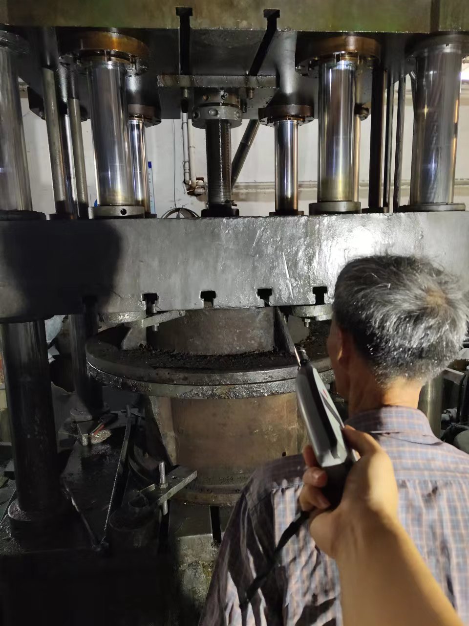 桐乡市崇福培法电器厂